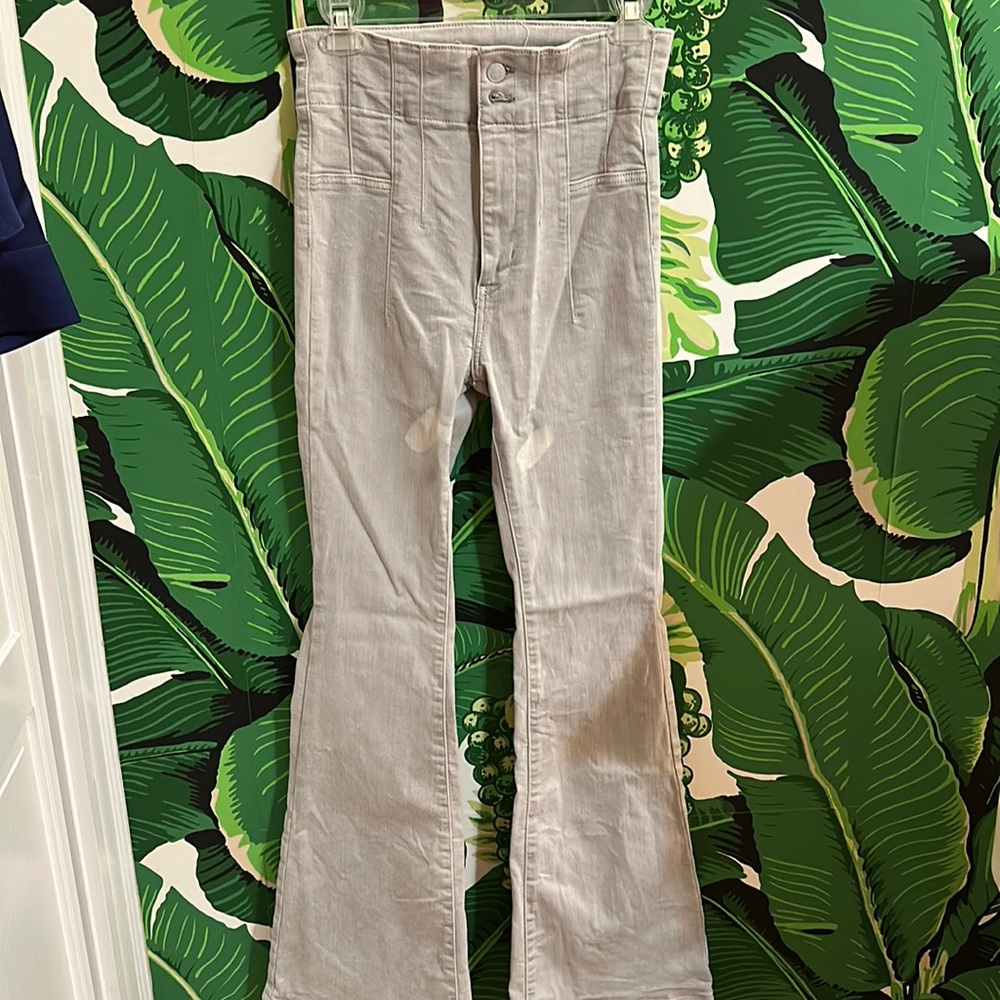 Free People/We The Free, Jayde Flare Jean in Light Grey, Size 27, Bleach Stain